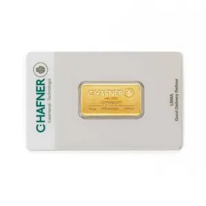 Detailaufnahme der Vorderseite eines geprägten 10 Gramm Goldbarrens von C. Hafner mit Logo, Gewicht und Reinheitsangabe.