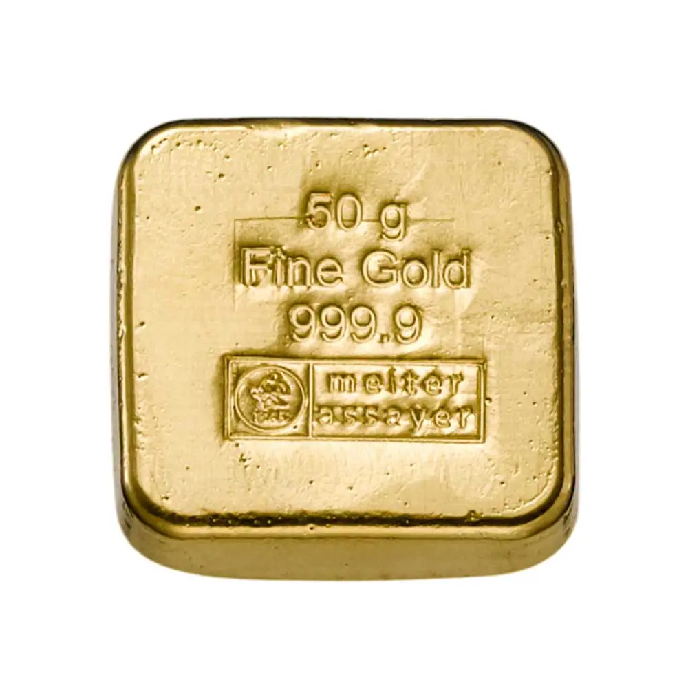 Detailaufnahme der Vorderseite eines gegossenen 50 Gramm Goldbarrens von Heimerle + Meule mit Gewichts- und Reinheitsangabe.